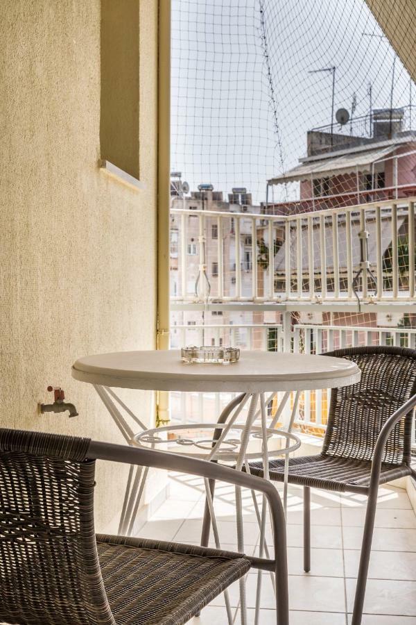 Classy 2 Bedroom Apartment Near Acropolis & Metro Atény Exteriér fotografie